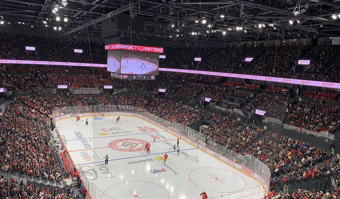 Action lors d’un match de la KHL