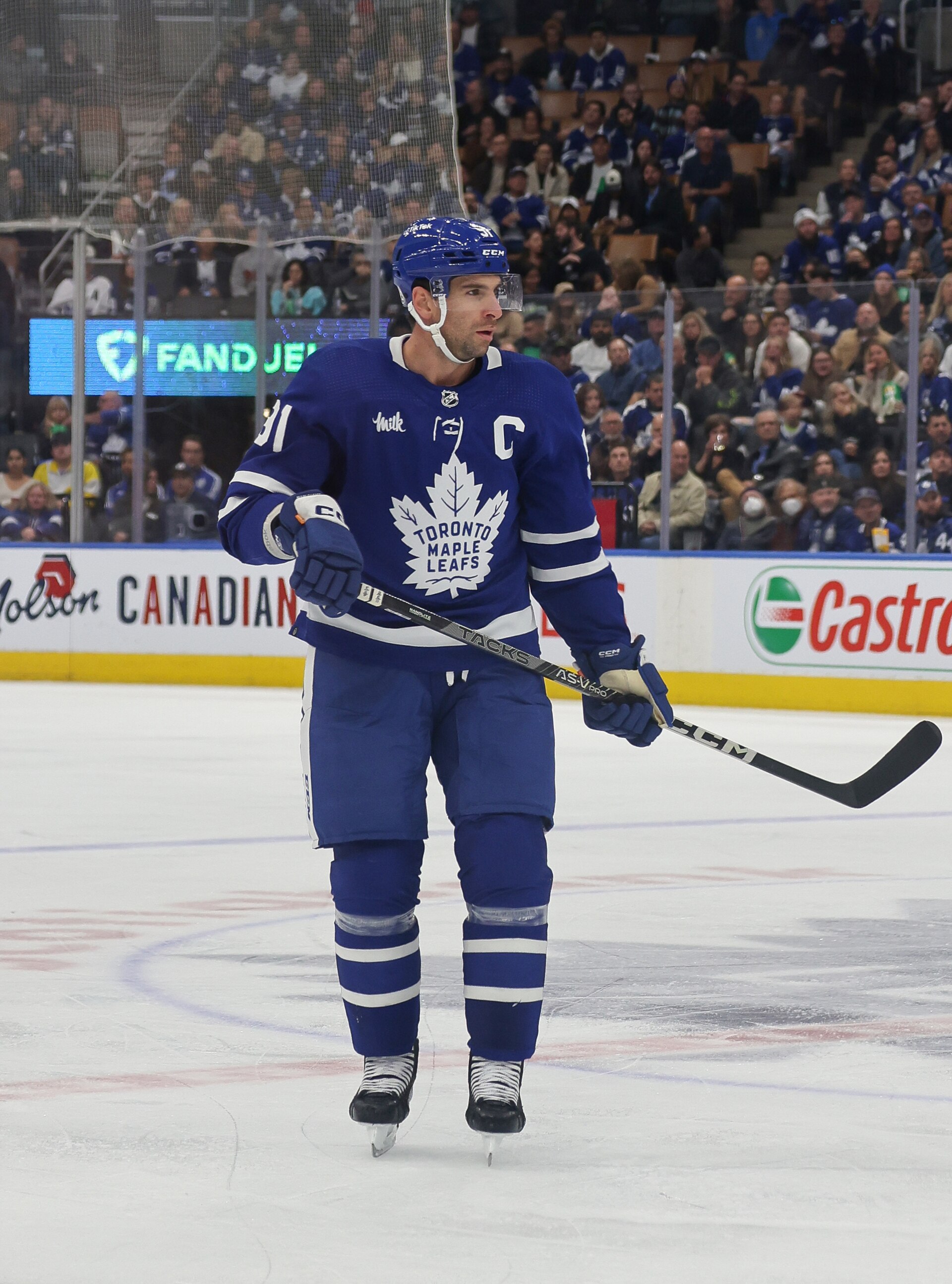 John Tavares en action avec les Maple Leafs de Toronto
